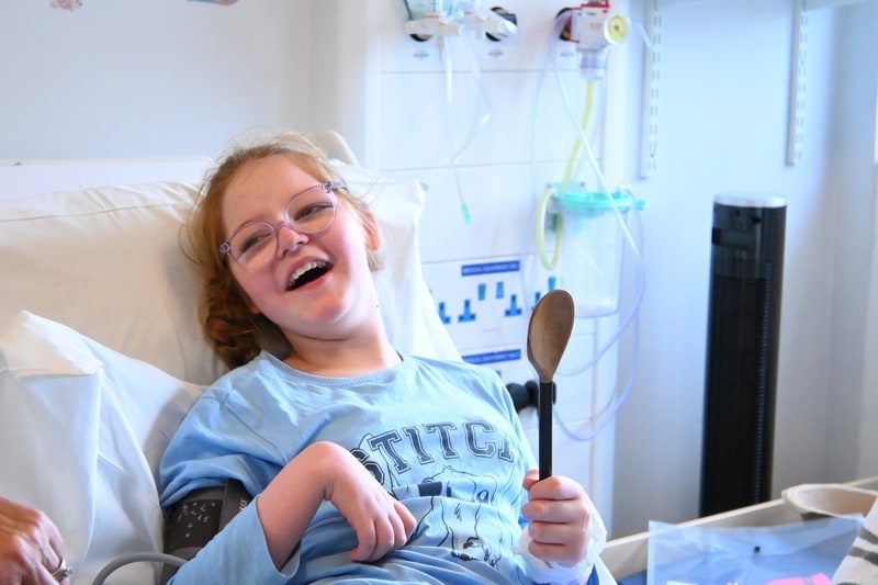 POD entertainer with patient